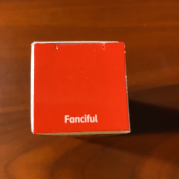 It pillow lips cream lipstick in fanciful - Picture 2 of 7